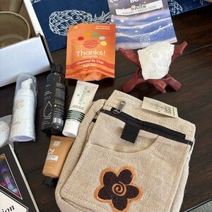 Saged-Winter Sacred Space Box- Crystals, Skincare, Meditation, Spiritual